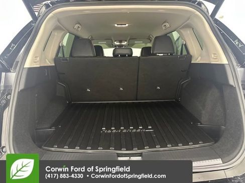 Used 2025 Nissan Rogue SV image 17