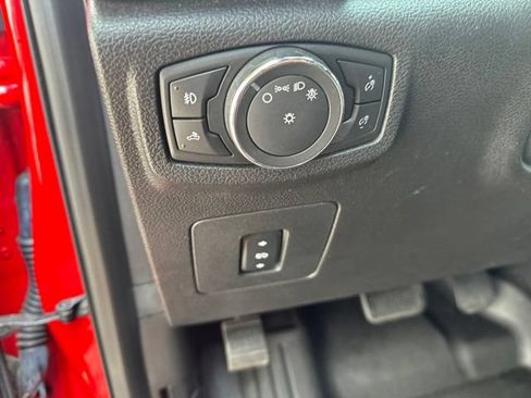 Used 2017 Ford F150 XLT w/ Equipment Group 302A Luxury AWD/4WD image 18