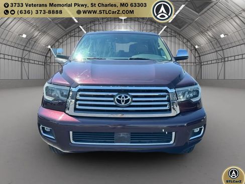 Used 2018 Toyota Sequoia Platinum w/ Carpet Mat Package AWD/4WD image 8