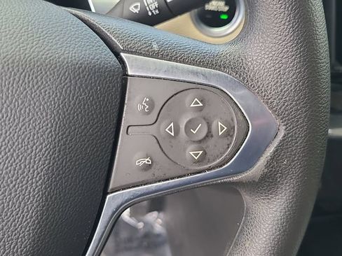 Used 2023 Chevrolet Traverse LS FWD image 22