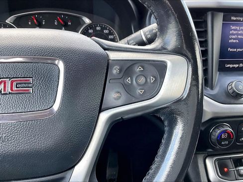 Used 2020 GMC Acadia SLE w/ Driver Convenience Package image 11