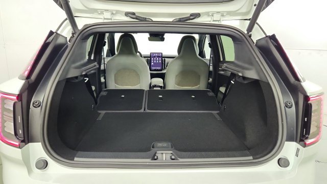 New 2026 Volvo EX30 Ultra w/ Protection Package AWD/4WD image 37