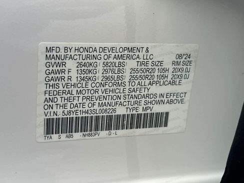 Certified 2025 Acura MDX SH-AWD w/ Technology Package image 29