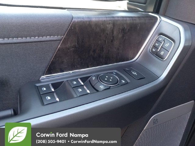 New 2026 Ford F350 Lariat w/ Black Appearance Package AWD/4WD image 11