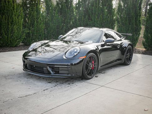 Used 2024 Porsche 911 Carrera 4 GTS image 5