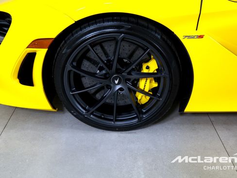New 2026 McLaren 750S Spider RWD image 27