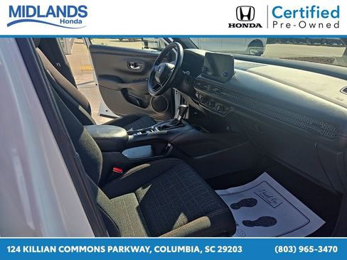 Certified 2025 Honda HR-V Sport image 33
