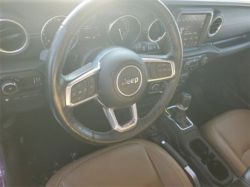 Used 2023 Jeep Wrangler Unlimited Sahara w/ Cold Weather Group image 19