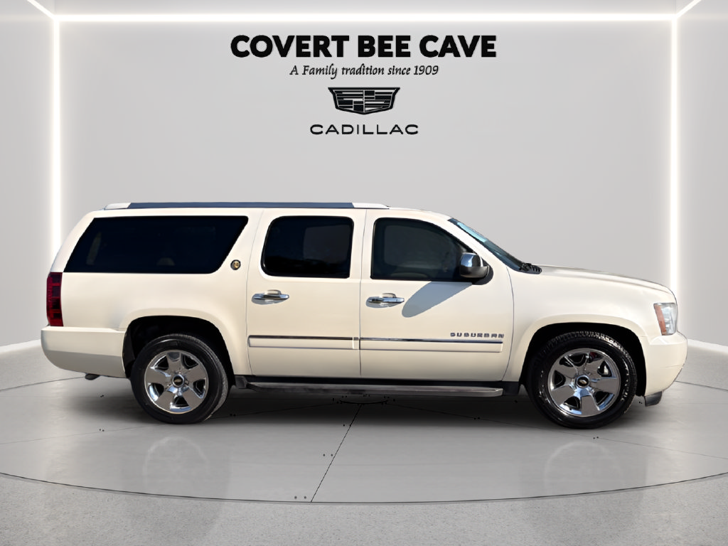 Used 2010 Chevrolet Suburban LTZ AWD/4WD image 11