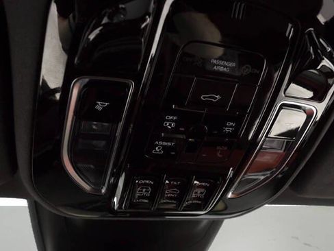 Used 2023 Maserati Grecale Modena image 24