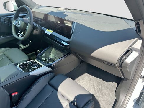 New 2025 BMW X3 xDrive30i w/ M Sport Package image 24