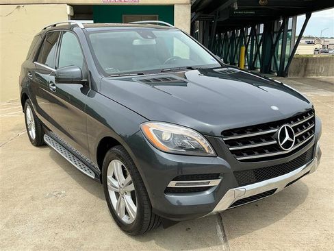 Used 2014 Mercedes-Benz ML 350 4MATIC image 9
