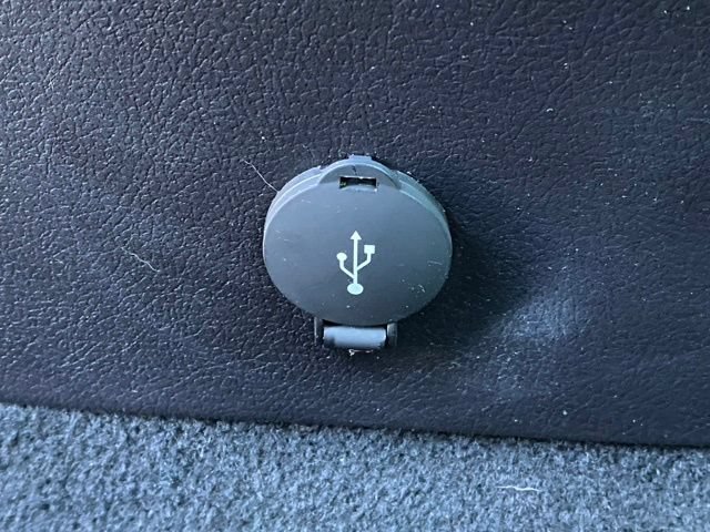 Used 2017 Toyota Camry SE FWD image 21