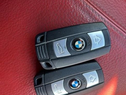 Used 2012 BMW Z4 sDrive28i image 21