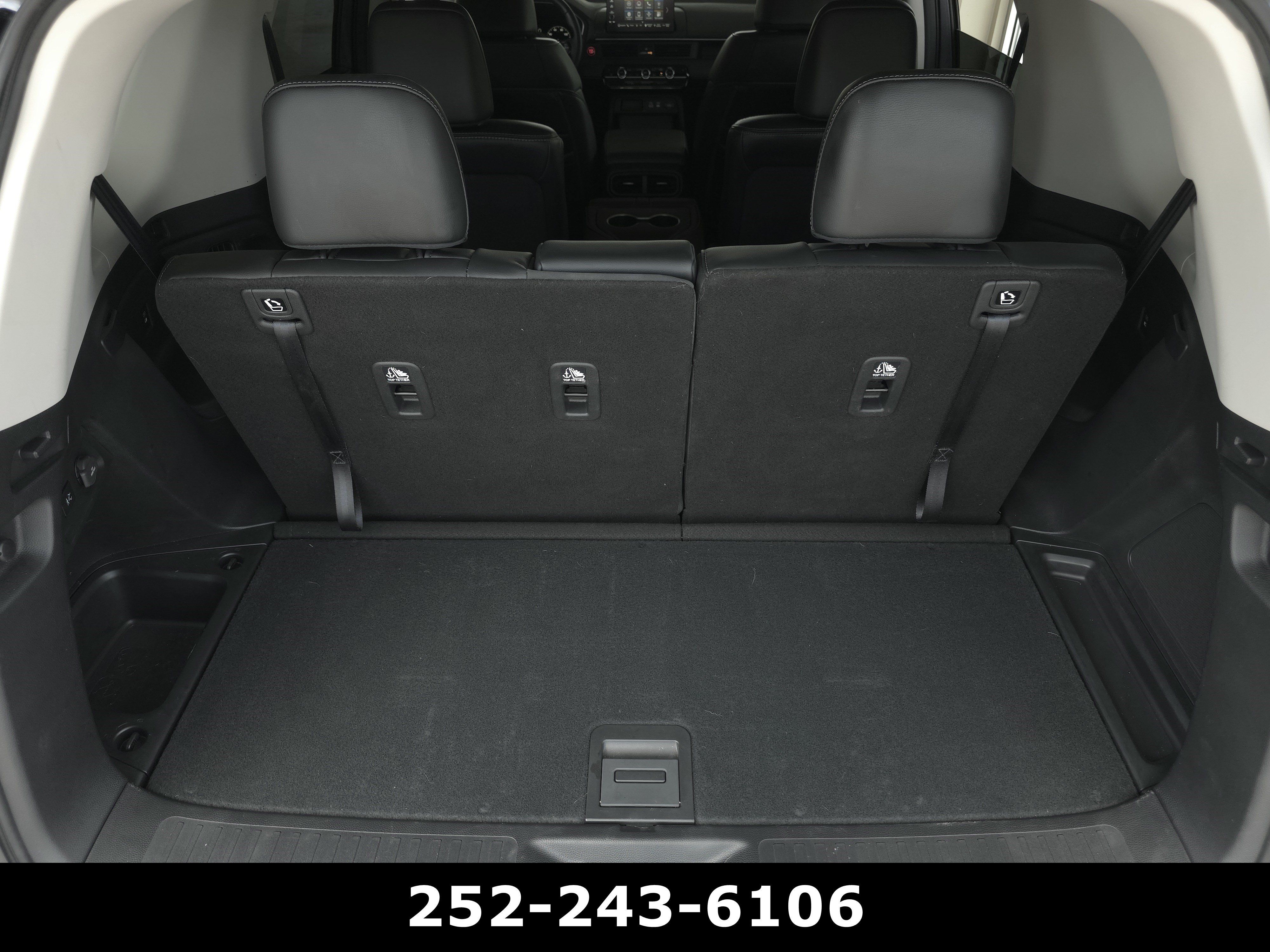 Used 2025 Honda Pilot Touring image 32
