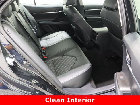 Used 2023 Toyota Camry SE image 31