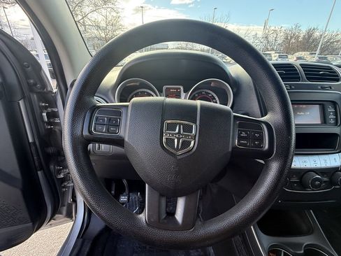 Used 2015 Dodge Journey SXT w/ Flexible Seating Group image 14