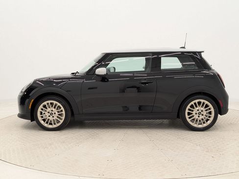New 2026 MINI Cooper S image 2