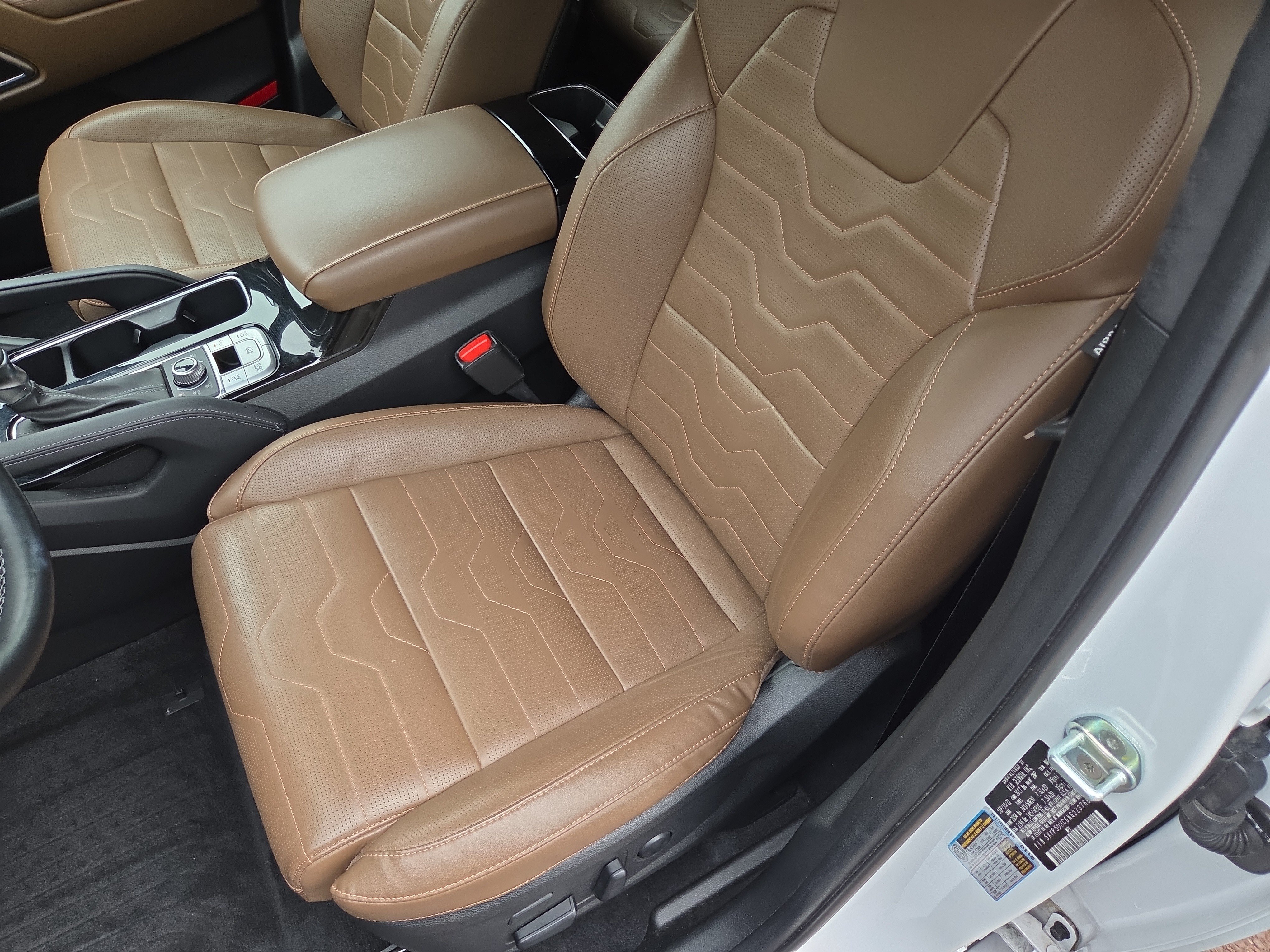 Used 2022 Kia Telluride SX w/ SX Prestige Package AWD/4WD image 13
