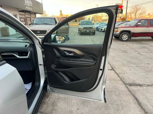 Used 2018 GMC Terrain SLT w/ Preferred Package image 13