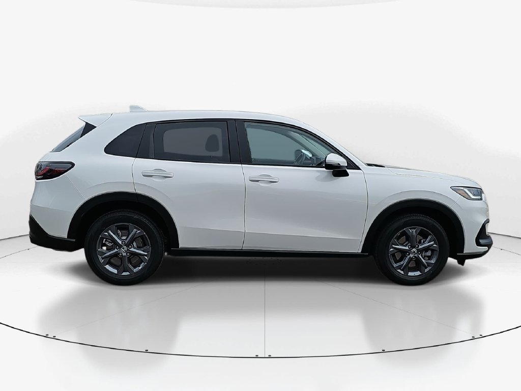 Used 2026 Honda HR-V LX image 8