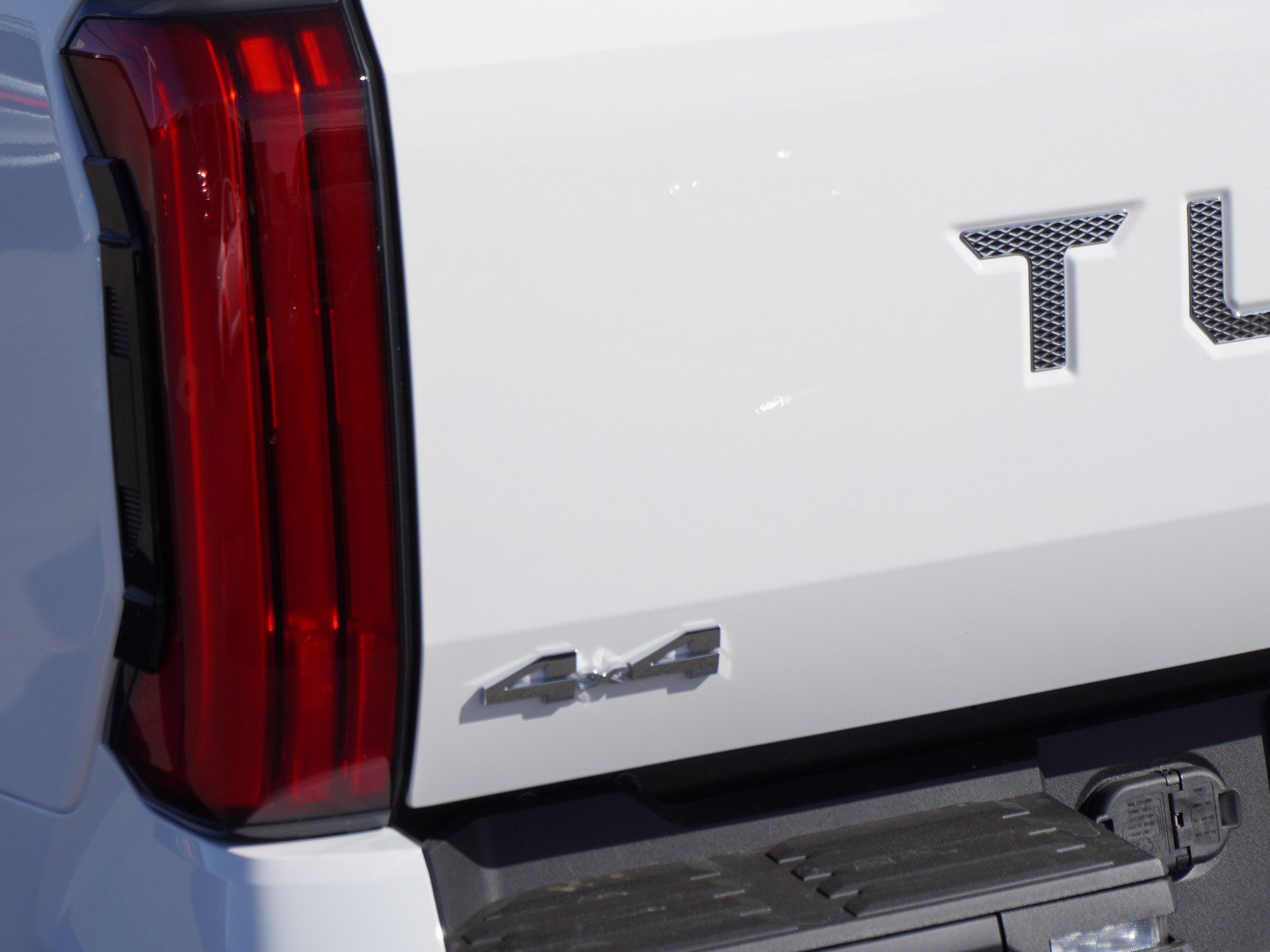 New 2026 Toyota Tundra SR5 AWD/4WD image 9