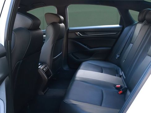 Used 2021 Honda Accord Sport image 23