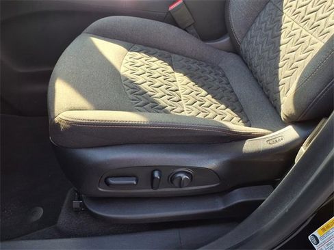 Used 2022 Chevrolet Equinox LT image 51