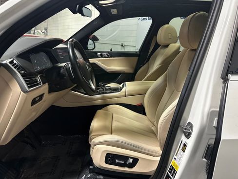 Used 2020 BMW X5 xDrive40i w/ Convenience Package AWD/4WD image 11