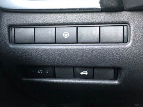 Used 2021 Nissan Rogue SL w/ Premium Package image 59