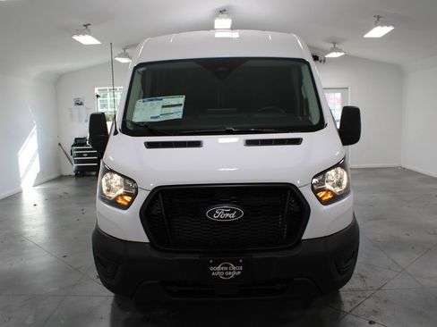 New 2026 Ford Transit 250 148 Medium Roof w/ Load Area Protection Package RWD image 2