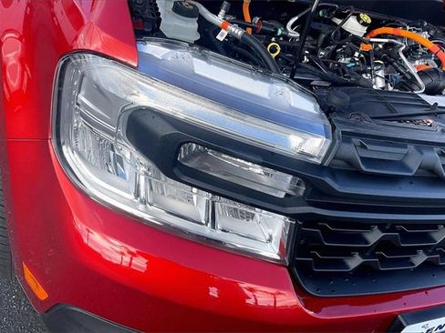 Certified 2024 Ford Maverick XL image 29