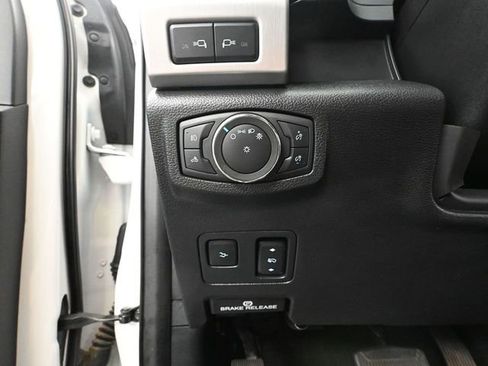 Used 2020 Ford F450 Platinum w/ FX4 Off-Road Package image 32