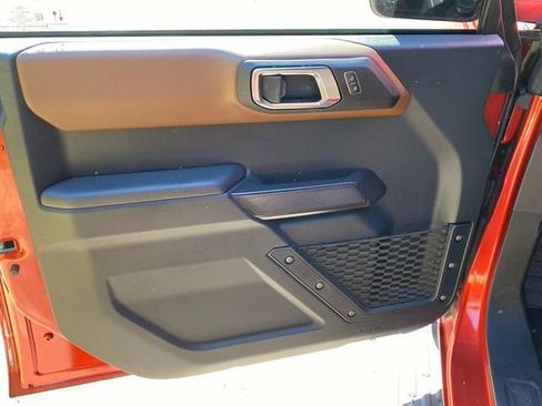 Used 2024 Ford Bronco Outer Banks AWD/4WD image 12