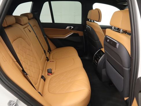 New 2026 BMW X5 sDrive40i w/ Climate Comfort Package image 23