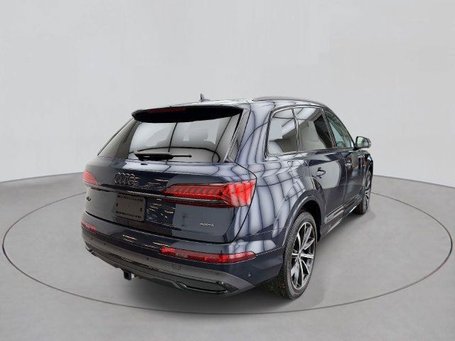 Used 2023 Audi Q7 3.0T Premium Plus w/ Premium Plus Package AWD/4WD image 4