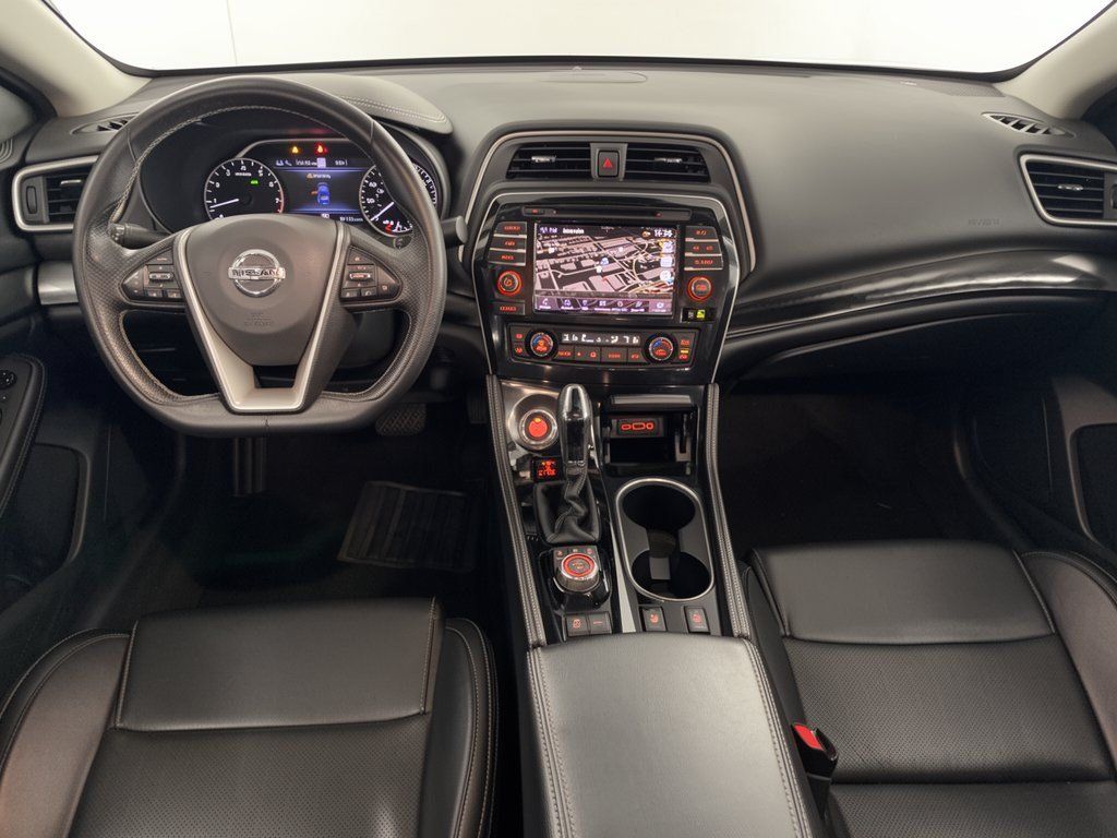 Used 2022 Nissan Maxima SV w/ Floor Mat Group FWD image 17