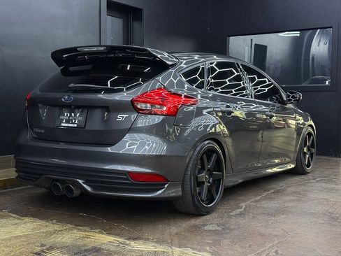 Used 2015 Ford Focus ST w/ Equipment Group 402A image 9