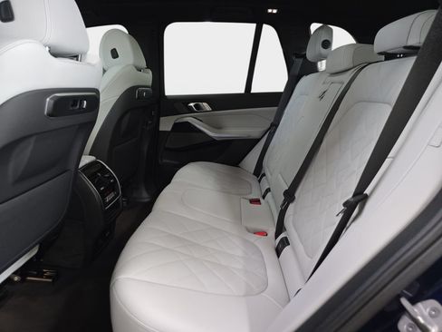 Certified 2026 BMW X5 sDrive40i w/ M Sport Package RWD image 12