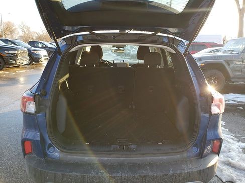 Certified 2022 Ford Escape SE w/ Cold Weather Package image 8