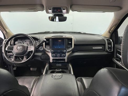 Used 2022 RAM 2500 Laramie w/ Chrome Appearance Group AWD/4WD image 13