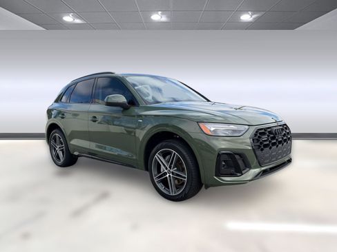 Used 2023 Audi Q5 e Premium Plus image 7