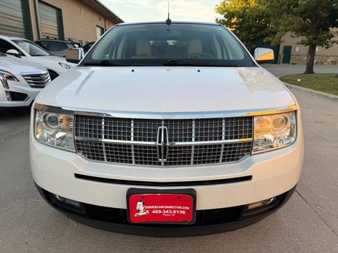 Used 2010 Lincoln MKX 2WD image 3