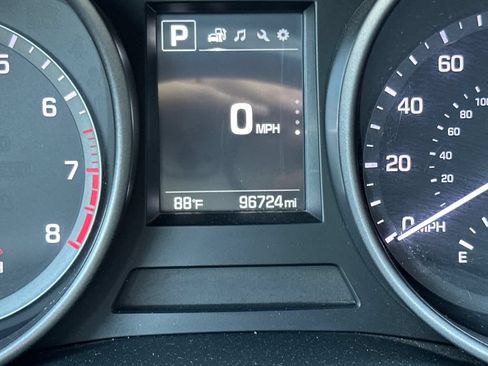 Used 2018 Hyundai Santa Fe Sport FWD image 24