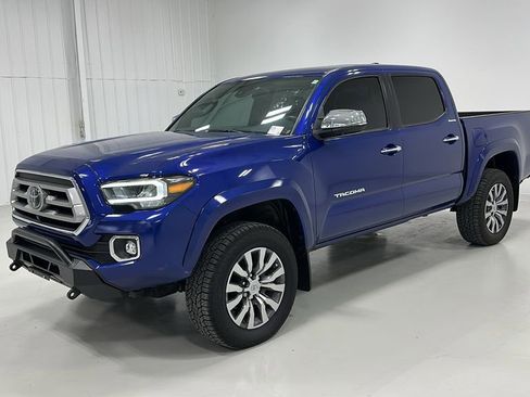 Used 2023 Toyota Tacoma Limited image 1