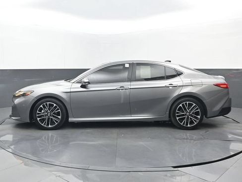 Used 2026 Toyota Camry XLE w/ Premium Plus Package FWD image 21