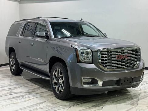 Used 2020 GMC Yukon XL SLT w/ Open Road Package RWD image 4