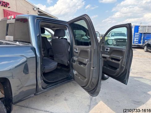 Used 2018 Chevrolet Silverado 1500 LT w/ Texas Edition AWD/4WD image 27