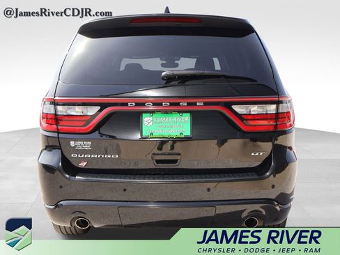 Used 2025 Dodge Durango GT image 4