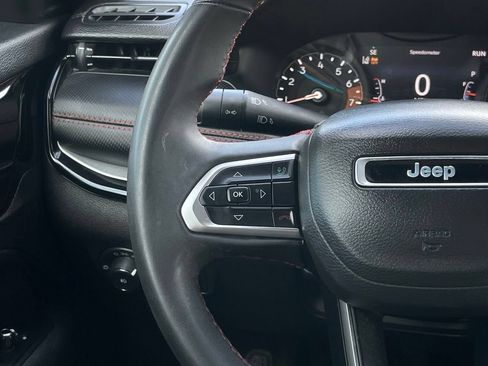 Used 2023 Jeep Compass Trailhawk AWD/4WD image 13